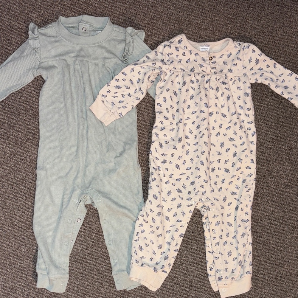 Carter's Green and Cream Bodysuits Set